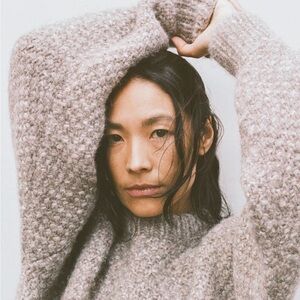 Gia Hand knit Sweater